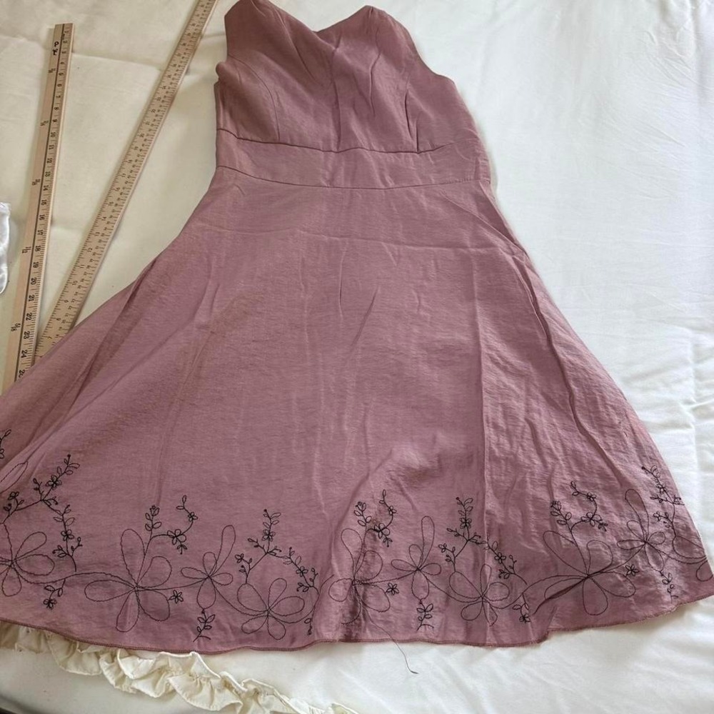 Y2K pink embroidered dress Young Essence size medium - Picture 6 of 6